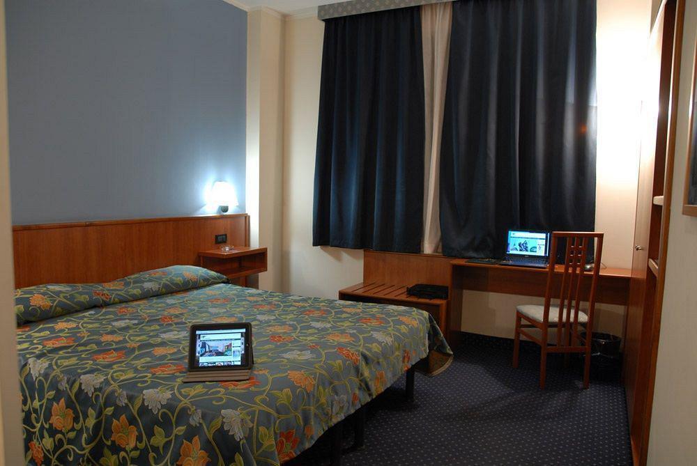 B&B Hotel Torino President Turim Exterior foto
